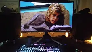 Trying out some movie on the ailenware aw3225qf
