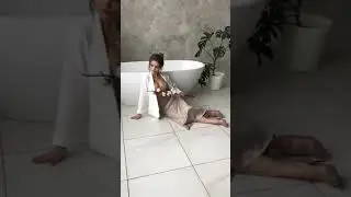 Подглядываем за красоткой во время фотосессии 😱📸🔥