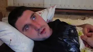 Эльдар Богунов показывает актерскую игру