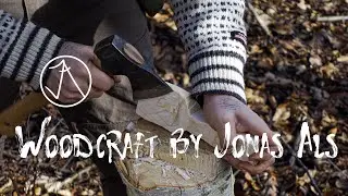 Spooncarving: sourcing spoon blanks with hand tools in  the forest