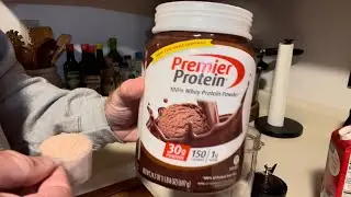 Protein mousse for coffee