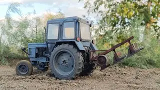 Обновленный МТЗ-80 с плугом ПЛН-3-35 RC модель