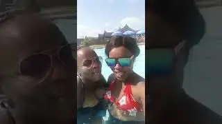 SLAY QUEEN SWIMMING 😂😂