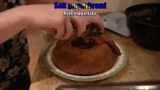 Glasjaw makes Soft gingerbread (Swedish Mjuk pepparkaka)