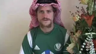 أمريكي يسخر من السعوديين