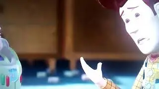 Toy Story 2 (1999) O Buzz Está Conversando do Woody
