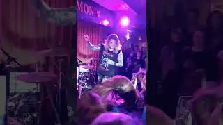 NEVERLOVE - Тяночка. LIVE / Барнаул 28.04.2023