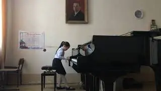 И.С. Бах Трехголосная инвенция ля минор №13 (Аида Филиппова, 9 лет)