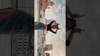 Почему люди так оборачиваются на этот образ?