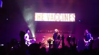 The Vaccines en Chile - All In White (16/05/2013 Blondie)