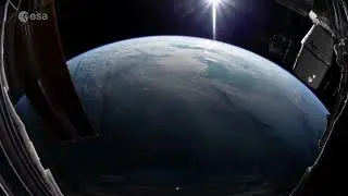 Gorgeous Sunrise from Space Captured by ESA Astronaut