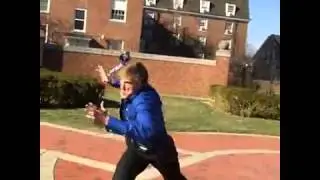 Vine: Когда видишь, что начниает мигать красныи свет