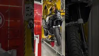 Construction of the #R1300GSAdventure! 🤩 #MakeLifeARide #R1300GSA #SpiritOfGS #BMWMotorrad