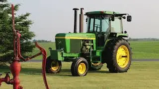 2024 AHW Calendar - March - Brianna & Clyde Schubbe - 1975 John Deere 4430