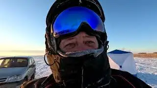 ОЗЕРО ЧАНЫ, ОТКРЫТИЕ 24, ЭТО КОШМАР!! ЗАЕХАЛИ в лютые морозы! Одни на озере! СИБТЕРМО ГРЕЕТ !