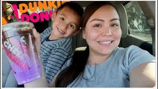 Dunkin Donuts Barista PICKS My HOLIDAY DRINK!