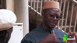 KABAKO: il livre ses belles filles au gardien.
