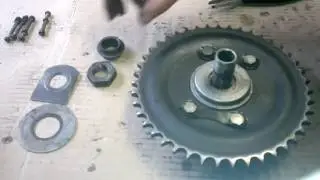 Сборка кожуха задней звезды мотоцикла Минск