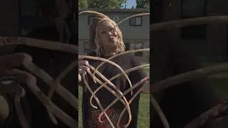 Longest fingernails on a pair of hands - Guinness World Records 