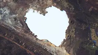Drone - beats (in volo sulla solfatara, Roma)