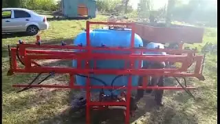 Опрыскиватель для больших площадей.