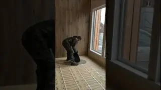 Наливной пол в каркасном доме #build #стройка #building