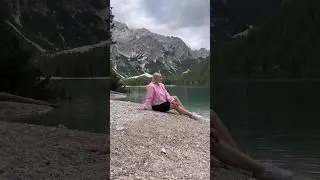 💕💕⛰️💕 Lago di Braies 💕🏔️💕💕 #italy #travel #mountains  #dolomiti #beautiful #lagos #lake