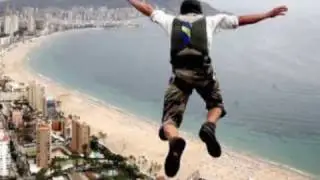 Mundial salto base / Base jumping World Hotel Bali/ベースジャンプワールドホテルバリ
