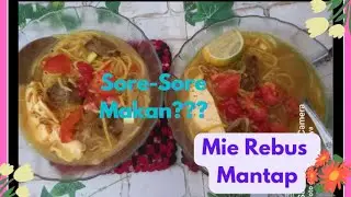 Hujan-hujan enaknya makan Mie Tek-tek