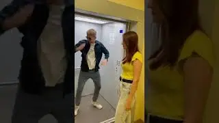 Когда вызвал не тот лифт