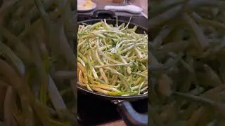А вы уже готовили черемшу ?#shorts #shortsvideo #tiktok #tiktokvideo #черемша #сезончеремши #чечня