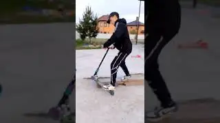 трюки в самодельном скейтпарке 