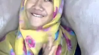 Awek bertudung
