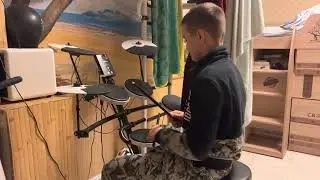 За три года, впервые сам уселся за установку