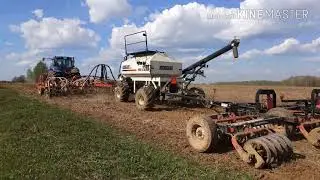 New holland T8040, и посевной комплекс Borgault (Борго) 8810-24/2200