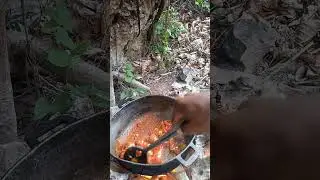 TRAVIESO TV ‐ENSEÑA COMO SE ASE EL REAL LOCRIO DE LONGANIZA 