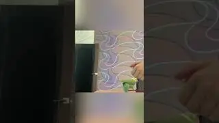 Говорящий ожереловый попугай Ричи 