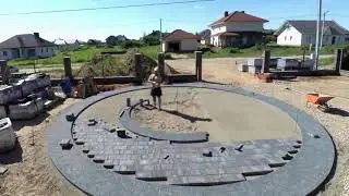 Круглая площадка из тротуарной плитки - ускоренное видео