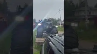 Прощай Борян . Уехал к новому хозяину . 
