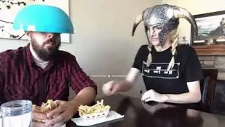 На всё готова лишь бы пожрать