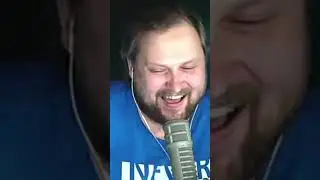 куплинов смеётся 