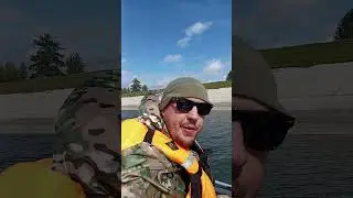 Прём на шлюзы пёс теперь впереди