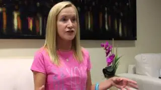Angela Kinsey • WeStopHate