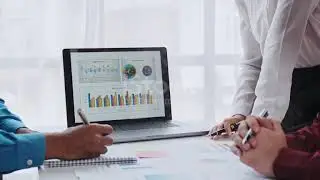 financial management team live vlogs l E-commerce Business success team