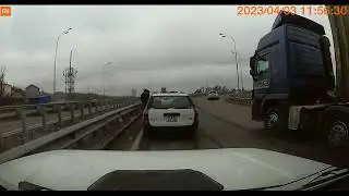 А чё так можно было что ли  ГИБДУДУ Владивосток