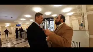 Удивительно, конечно, наблюдать за тем, что такое "Единая Россия" и её группа поддержки.