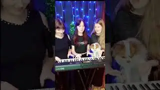 С дочками играем 