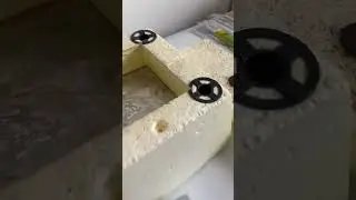 Протекает инкубатор Золушка. Решение.