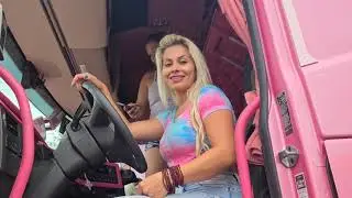MUITA BAGAGEM PRA TRAZER A FAMILIA VIAJAR! meia hora só pra tirar as malas do carro 🤣🤣