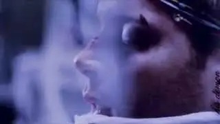 На мгновение J2 AU